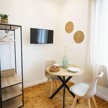 Stud Romarin 2pers Wifi Daire Cambrai